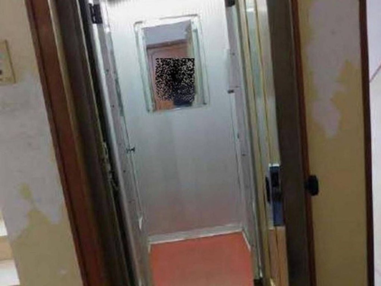 4 rooms Apartment in Rome, Italy No. 24274