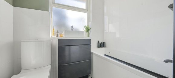 2 bedrooms Apartment in London, United Kingdom No. 7215 12