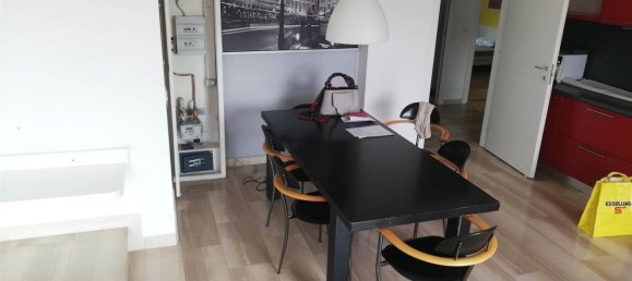 3 bedrooms Apartment in Milan, Italy No. 362652 9