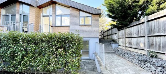 3 bedrooms House in Friern Barnet, United Kingdom No. 6709 7