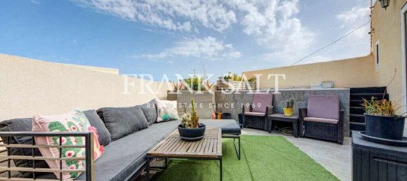 2 bedrooms Townhouse in Luqa, Malta No. 105 21