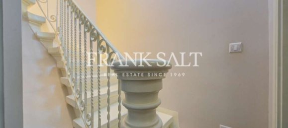 2 bedrooms Townhouse in Luqa, Malta No. 105 7