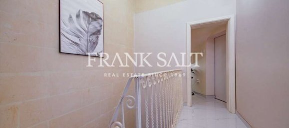 2 bedrooms Townhouse in Luqa, Malta No. 105 9