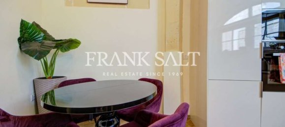 2 bedrooms Townhouse in Luqa, Malta No. 105 2