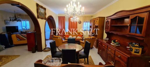 Maisonette de 5 dormitorios en Attard, Malta No. 8412 2