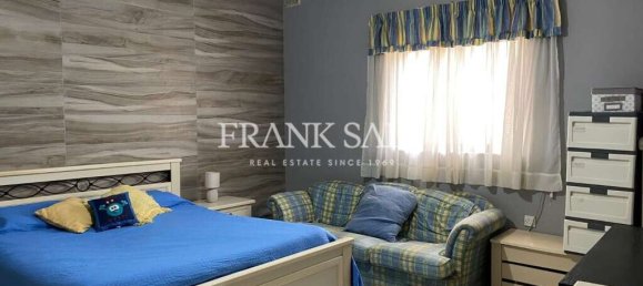 Maisonette de 5 dormitorios en Attard, Malta No. 8412 8