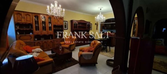 Maisonette de 5 dormitorios en Attard, Malta No. 8412 3