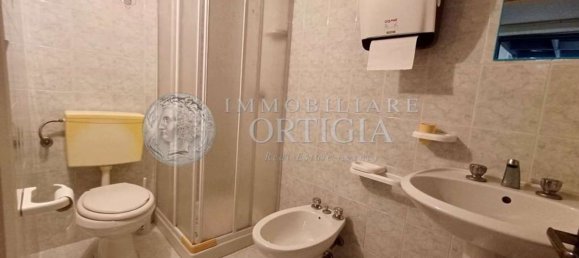 104m² Commercial property in Syracuse, Italy No. 340788 10