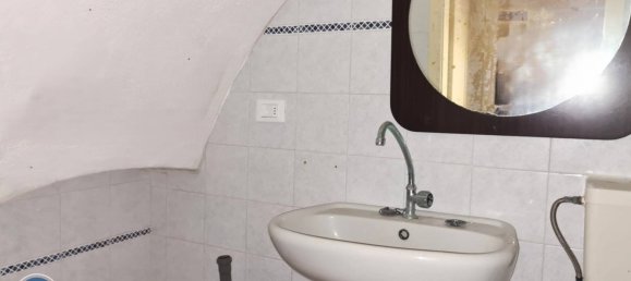 Lagerhaus in Albenga, Italy 30m², Nr. 296702 6