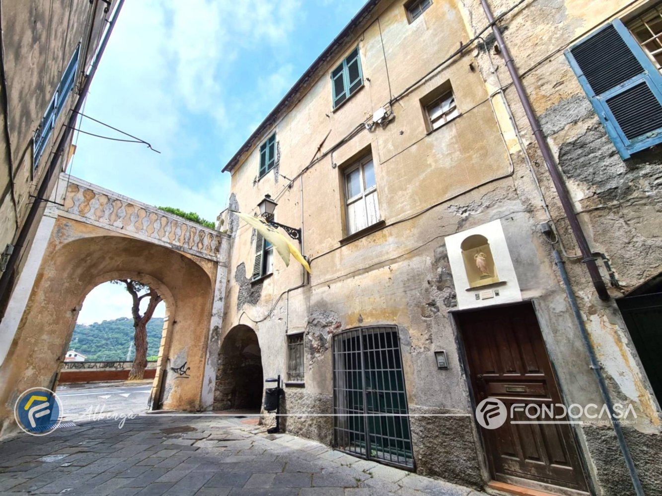 Lagerhaus in Albenga, Italy 30m², Nr. 296702