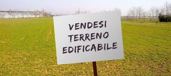 600m² Land in Pordenone, Italy No. 105143 3