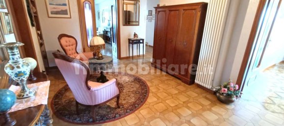 3 bedrooms Apartment in Isernia, Italy No. 29117 3
