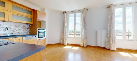 3 Schlafzimmer Wohnung in Cormeilles-en-Parisis, France, Nr. 301888 4