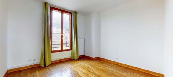 3 Schlafzimmer Wohnung in Cormeilles-en-Parisis, France, Nr. 301888 9