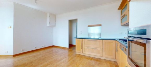 3 Schlafzimmer Wohnung in Cormeilles-en-Parisis, France, Nr. 301888 3