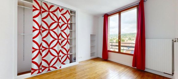 3 Schlafzimmer Wohnung in Cormeilles-en-Parisis, France, Nr. 301888 5