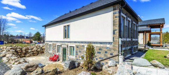 9 Schlafzimmer Haus in Milton, Canada, Nr. 516 4