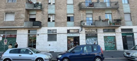 Imóvel comercial de 2 divisões em Milan, Italy N.º 350909 4