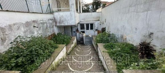 5 rooms Apartment in Pomezia, Italy No. 300979 32