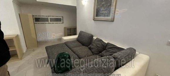 5 rooms Apartment in Pomezia, Italy No. 300979 36