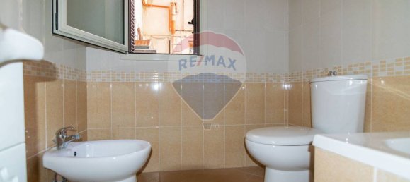 3 bedrooms Apartment in Catania, Italy No. 279744 9