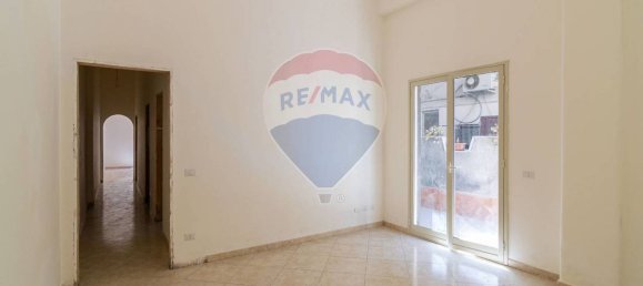 3 bedrooms Apartment in Catania, Italy No. 279744 13