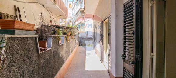 3 bedrooms Apartment in Catania, Italy No. 279744 18