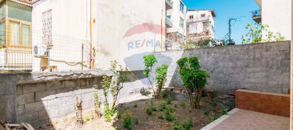 3 bedrooms Apartment in Catania, Italy No. 279744 17