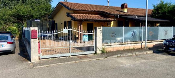 2 Schlafzimmer Villa in Podenzano, Italy, Nr. 261040 28