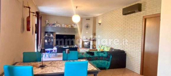 2 Schlafzimmer Villa in Podenzano, Italy, Nr. 261040 5