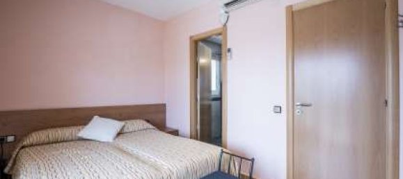 6 bedrooms House in Cubelles, Spain No. 147277 3