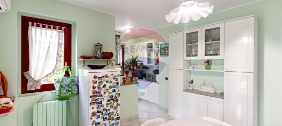 6 rooms Villa in Caronno Pertusella, Italy No. 262462 10