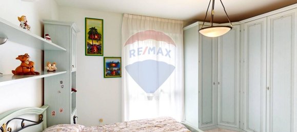 6 rooms Villa in Caronno Pertusella, Italy No. 262462 16