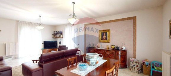 6 rooms Villa in Caronno Pertusella, Italy No. 262462 7