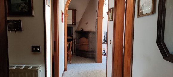 Apartamento de 4 dormitorios en Soriano nel Cimino, Italy No. 348193 10
