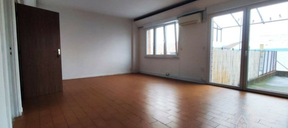 Gebäude in Linselles, France 393m², Nr. 159131 9