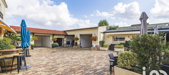 7 Schlafzimmer Villa in Champfleury, France, Nr. 55841 18