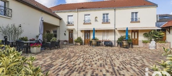 7 Schlafzimmer Villa in Champfleury, France, Nr. 55841 10