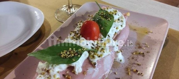 2-Zimmer Gewerbliche Immobilie in Montecarlo, Italy, Nr. 62082 8