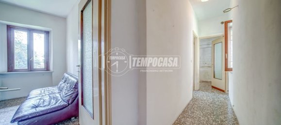 Casa de 4 habitaciónes en Somma Lombardo, Italy No. 334172 31