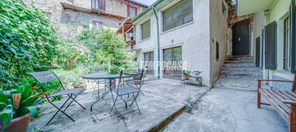 Casa de 4 habitaciónes en Somma Lombardo, Italy No. 334172 50