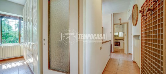 Casa de 4 habitaciónes en Somma Lombardo, Italy No. 334172 20