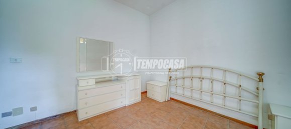 Casa de 4 habitaciónes en Somma Lombardo, Italy No. 334172 12