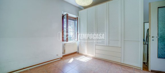 Casa de 4 habitaciónes en Somma Lombardo, Italy No. 334172 13