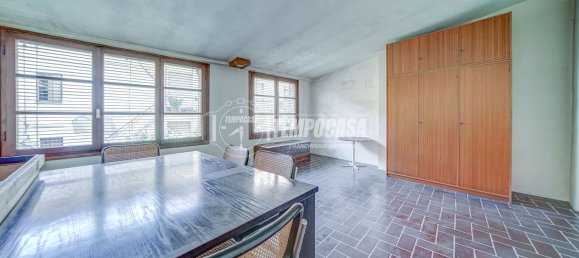 Casa de 4 habitaciónes en Somma Lombardo, Italy No. 334172 41