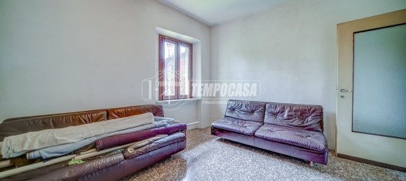 Casa de 4 habitaciónes en Somma Lombardo, Italy No. 334172 32