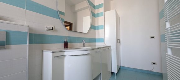 Apartamento de 3 habitaciónes en Zola Predosa, Italy No. 190348 21