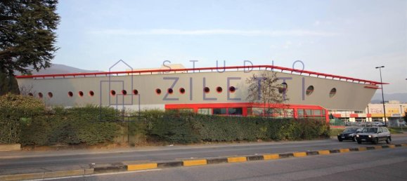 Escritório de 5 divisões em Concesio, Italy N.º 236726 4