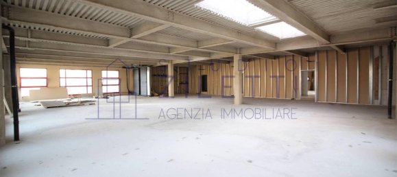 Escritório de 5 divisões em Concesio, Italy N.º 236726 7