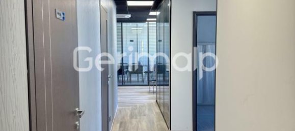 Büro in Haute-Savoie, France 123m², Nr. 300899 4